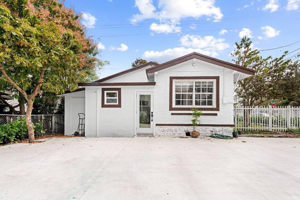 Renovated 3 House !